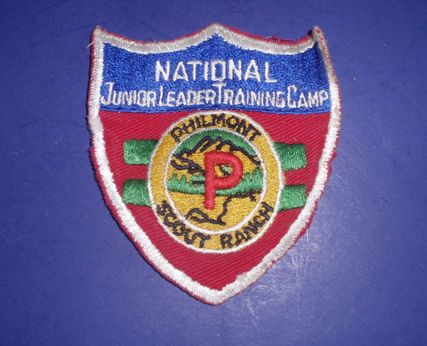 Older version of National Junior Leader Training Course emblem